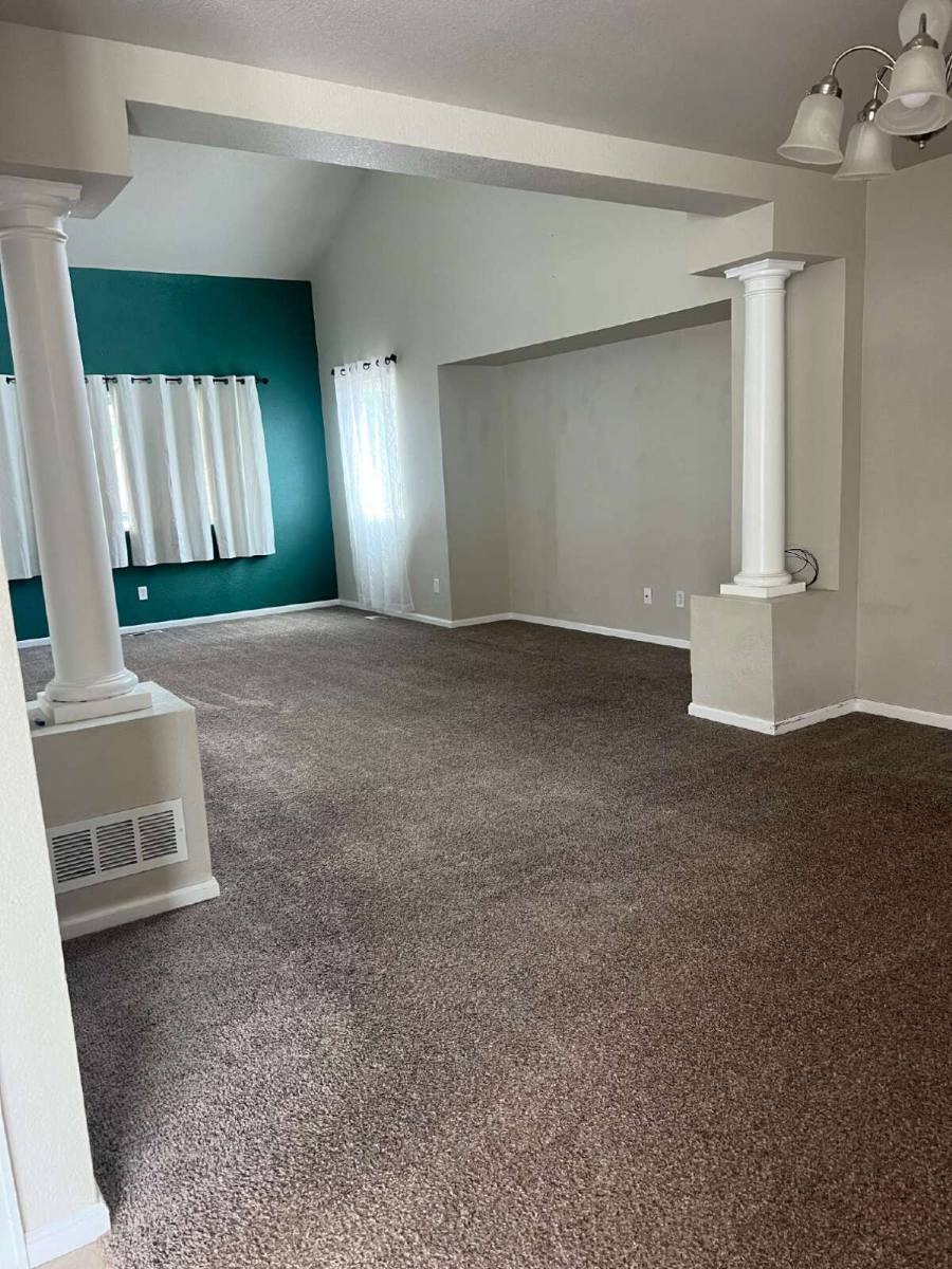 House for rent at 1404 Sunny Hill Dr, Cheyenne, WY 82001