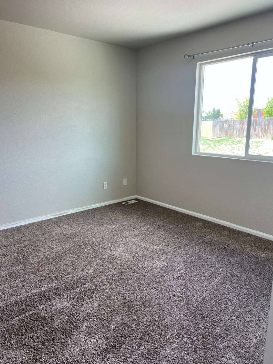House for rent at 1404 Sunny Hill Dr, Cheyenne, WY 82001