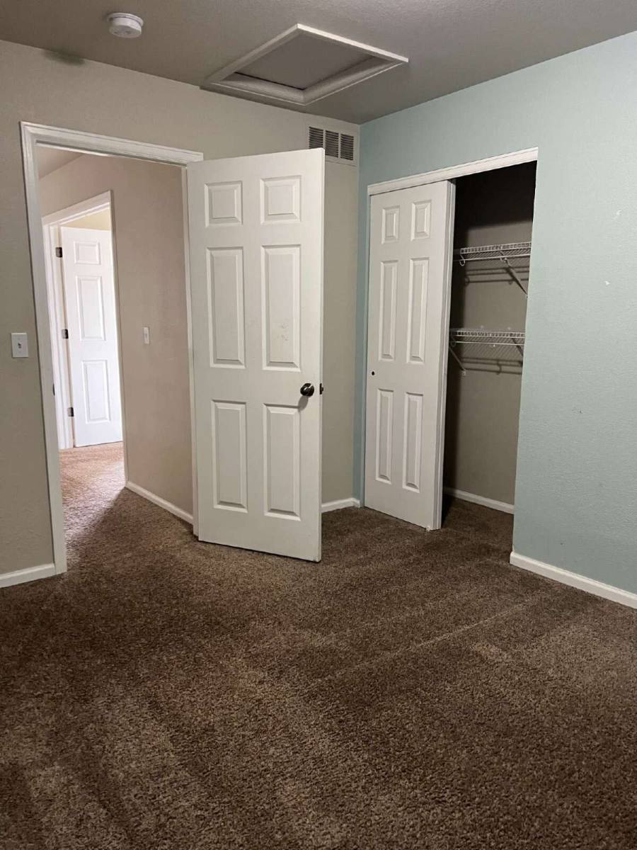 House for rent at 1404 Sunny Hill Dr, Cheyenne, WY 82001