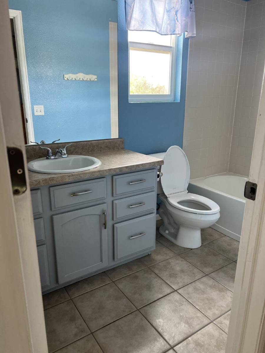House for rent at 1404 Sunny Hill Dr, Cheyenne, WY 82001