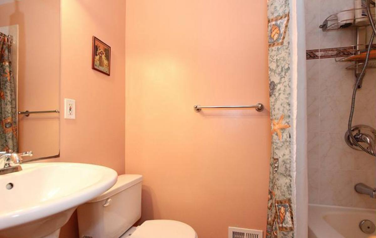 House for rent at 730 Harrington Rd, Rockville, MD 20852