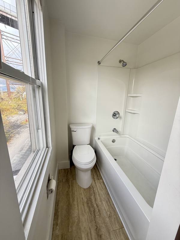 Apartment for rent at 15 Albany St #4, Poughkeepsie, NY 12601