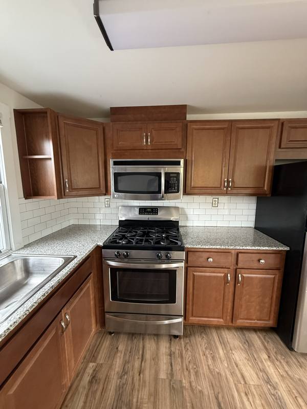 Apartment for rent at 15 Albany St #4, Poughkeepsie, NY 12601