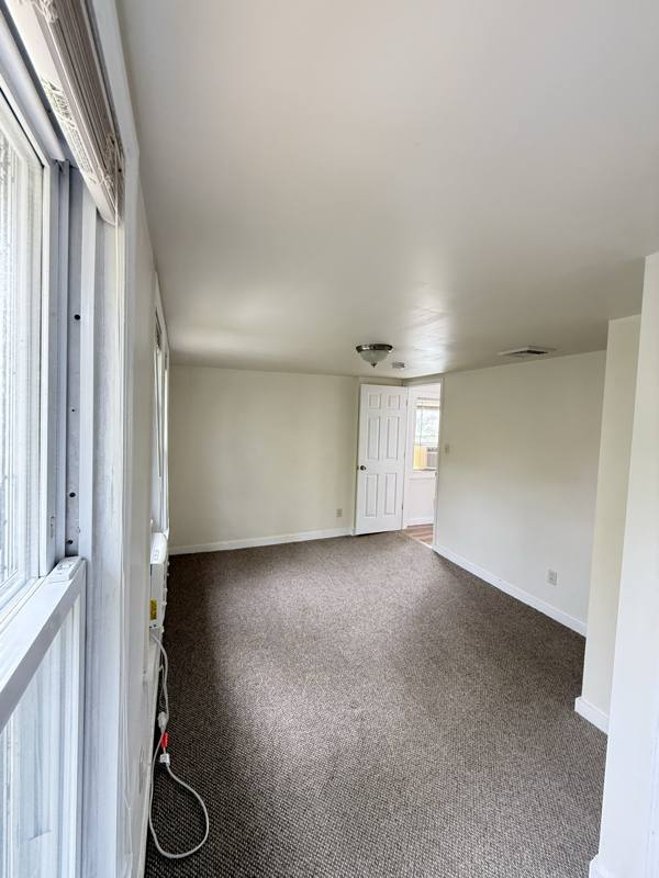 Apartment for rent at 15 Albany St #4, Poughkeepsie, NY 12601