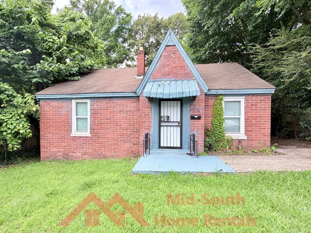 House for rent at 1417 Rayner St, Memphis, TN 38106