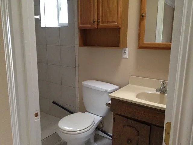 Apartment for rent at 3058 Murray Lane, Costa Mesa, CA 92626