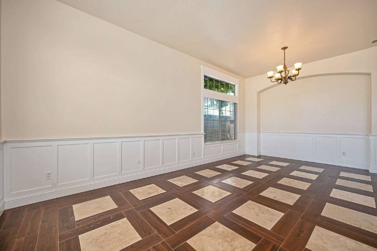 House for rent at 1690 Gill Dr, Dixon, CA 95620