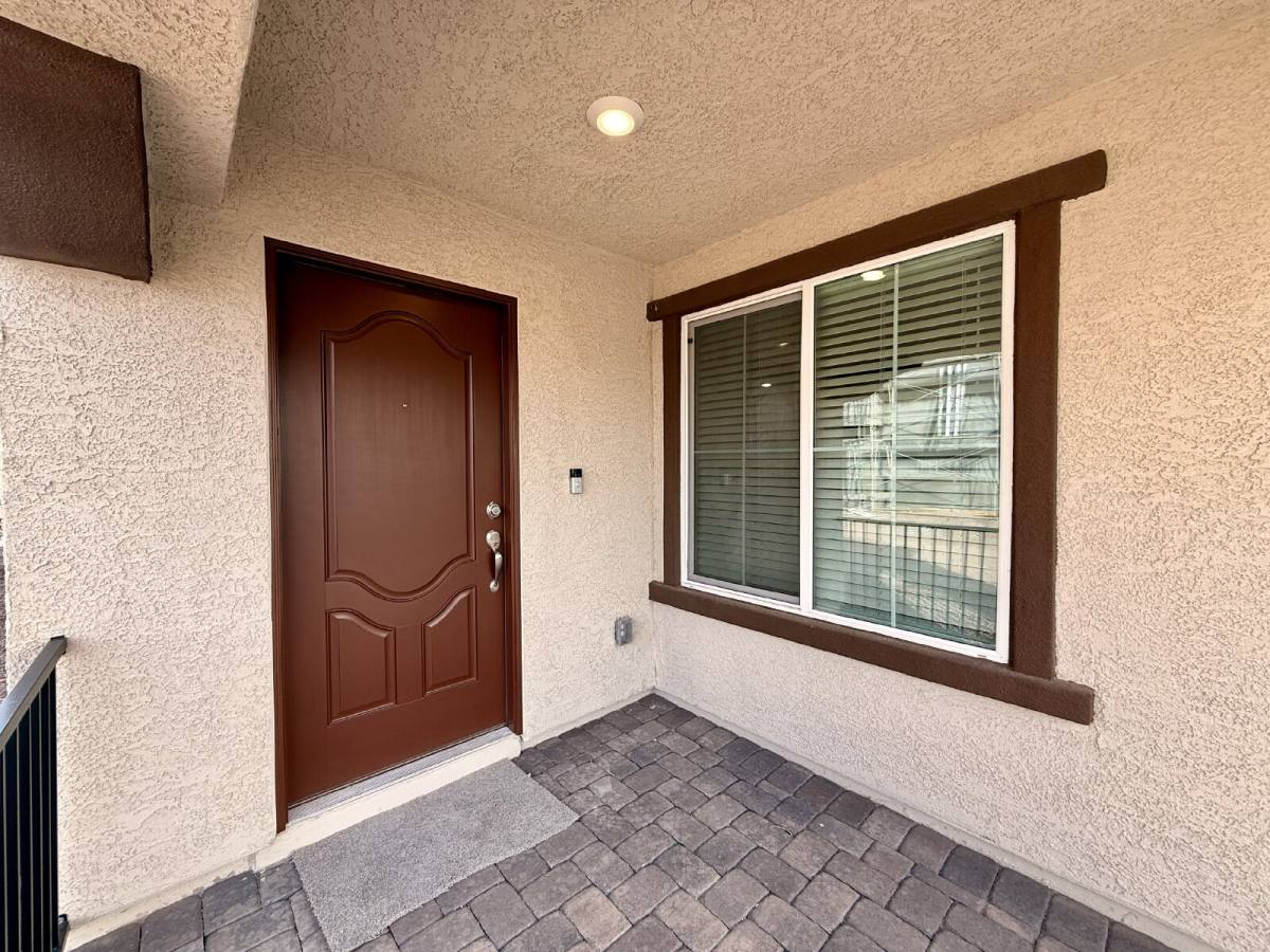 Townhouse for rent at 923 Jigglypuff Place, Henderson, NV 89011