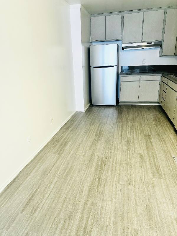 Apartment for rent at 440 N Hayworth Ave #109, Los Angeles, CA 90048