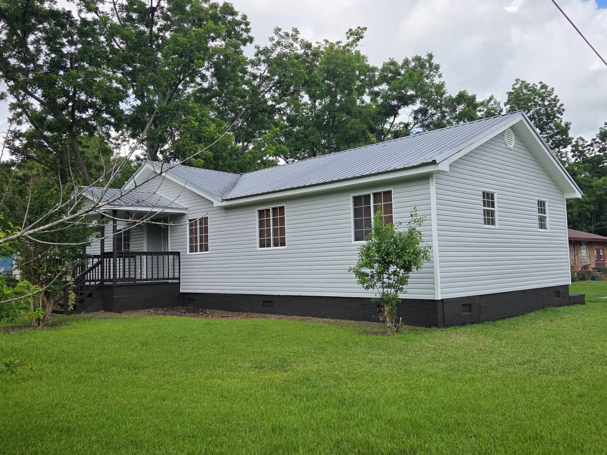 House for rent at 3109 Cabin St, Meigs, GA 31765