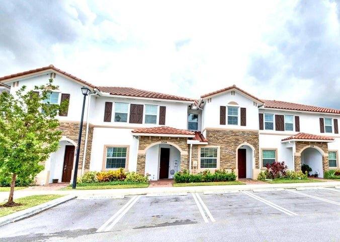 Townhouse for rent at 5330 Ellery Terrace, West Palm Beach, FL 33417