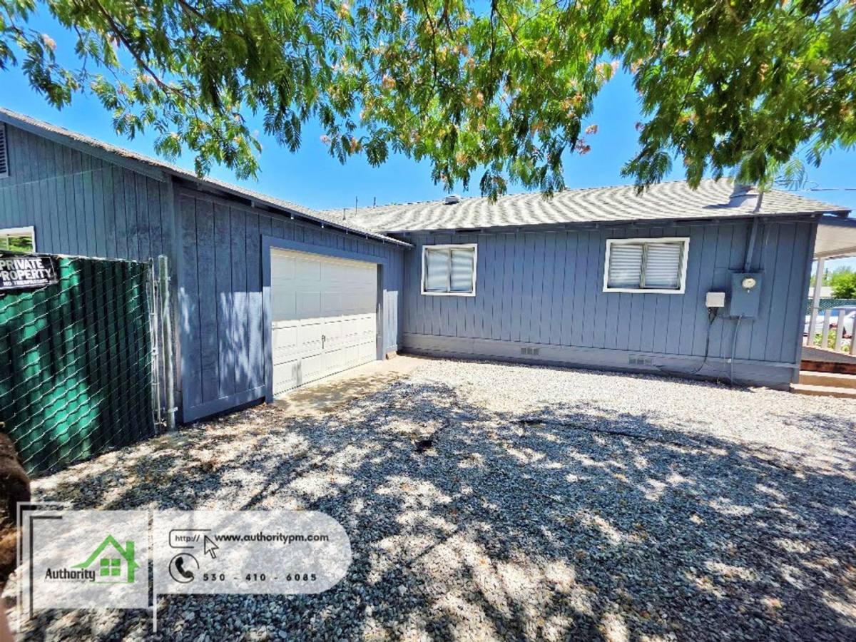 House for rent at 1824 Heller Lane, Redding, CA 96001