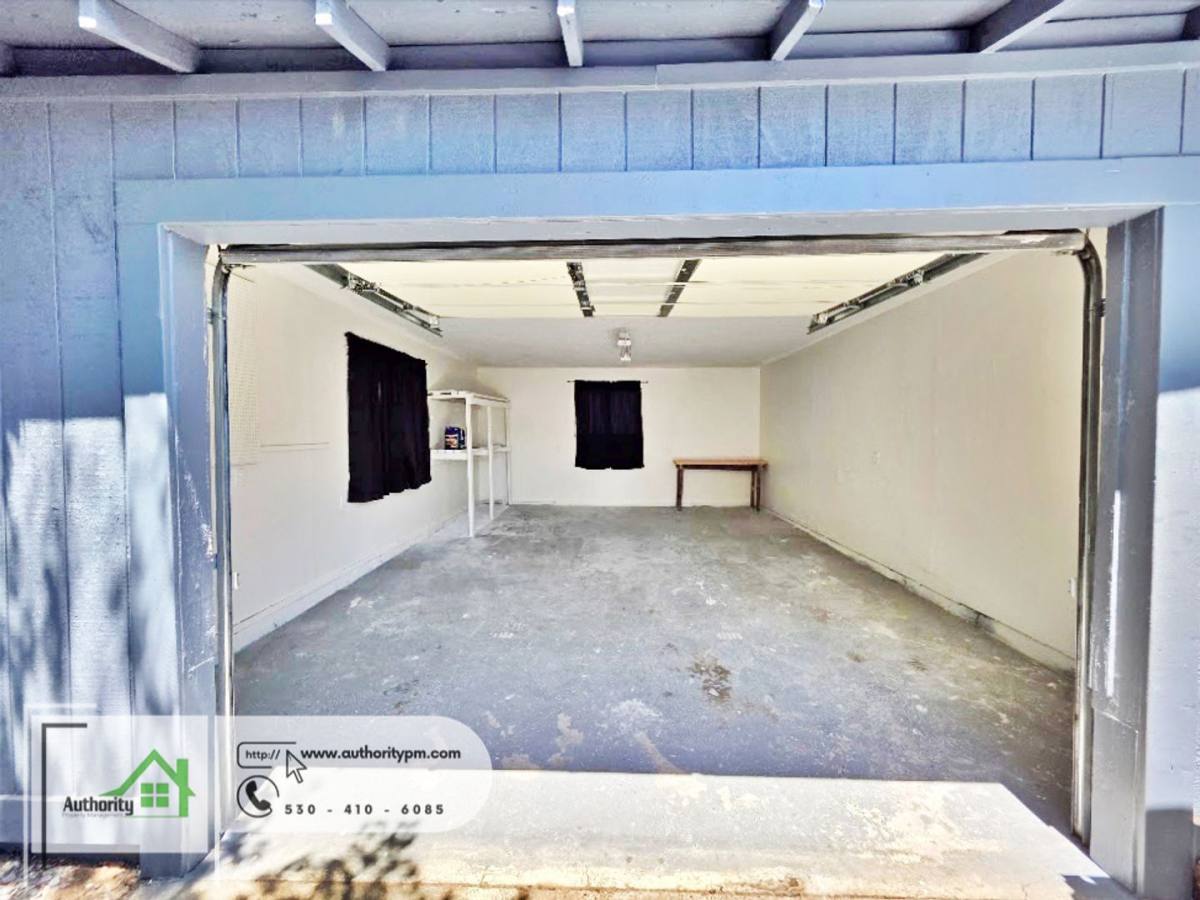 House for rent at 1824 Heller Lane, Redding, CA 96001