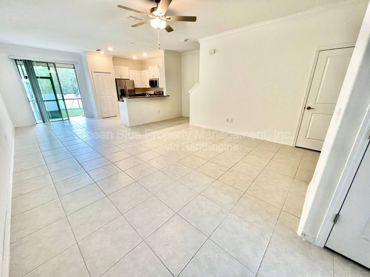Townhouse for rent at 30728 Veridian Way, Wesley Chapel, FL 33543