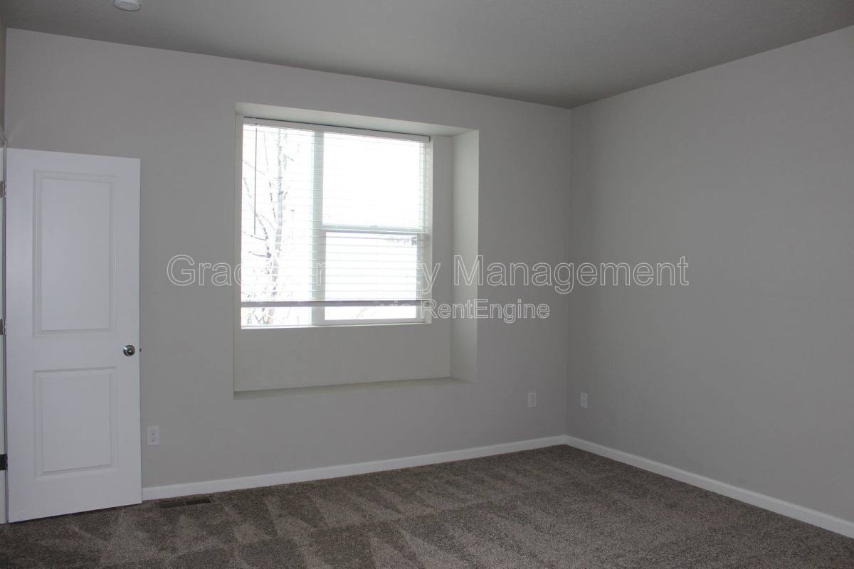 Townhouse for rent at 1156 Oak Circle, Denver, CO 80215