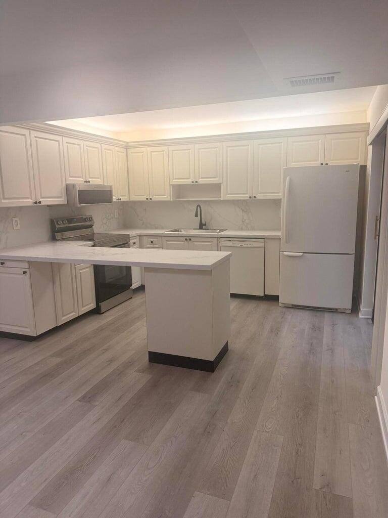 Townhouse for rent at 2622 NW 7th Court, Delray Beach, FL 33445