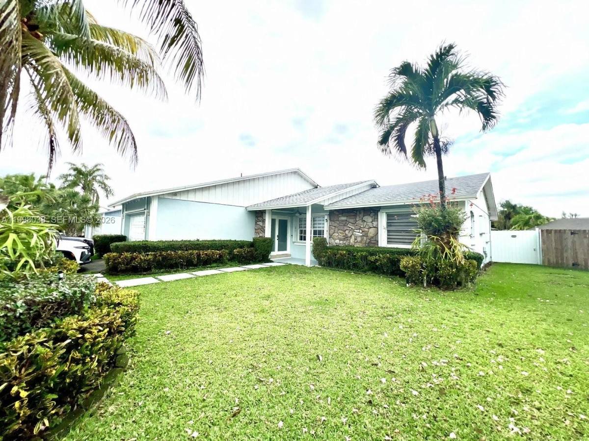 House for rent at 1361 N Fieldlark Lane, Homestead, FL 33035