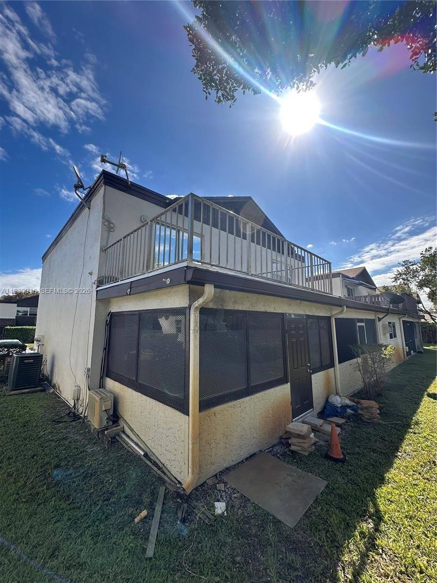Townhouse for rent at 3201 NW 4th Terrace #61, Pompano Beach, FL 33064