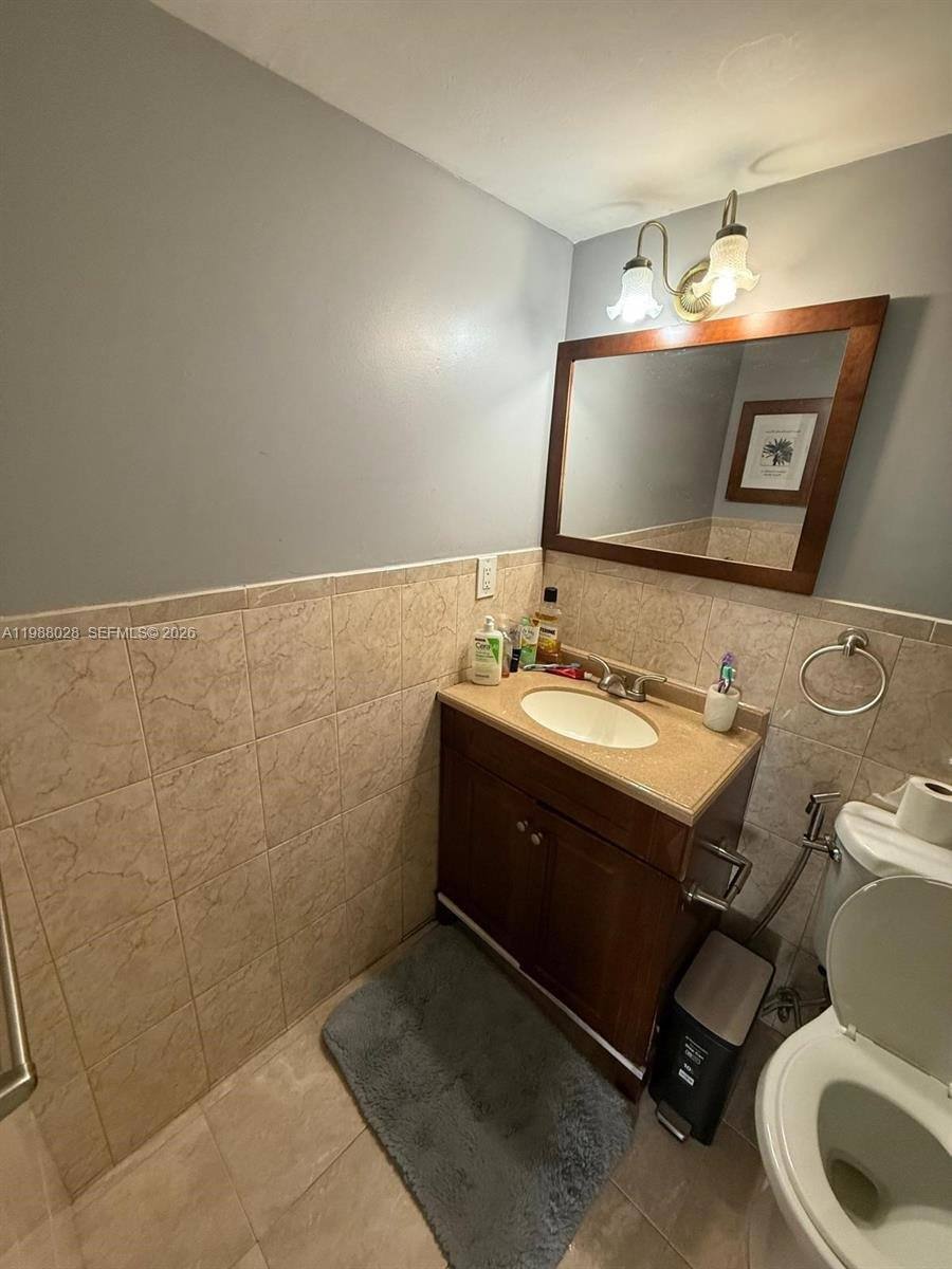 Condo for rent at 220 SW 9th Ave #516, Hallandale, FL 33009