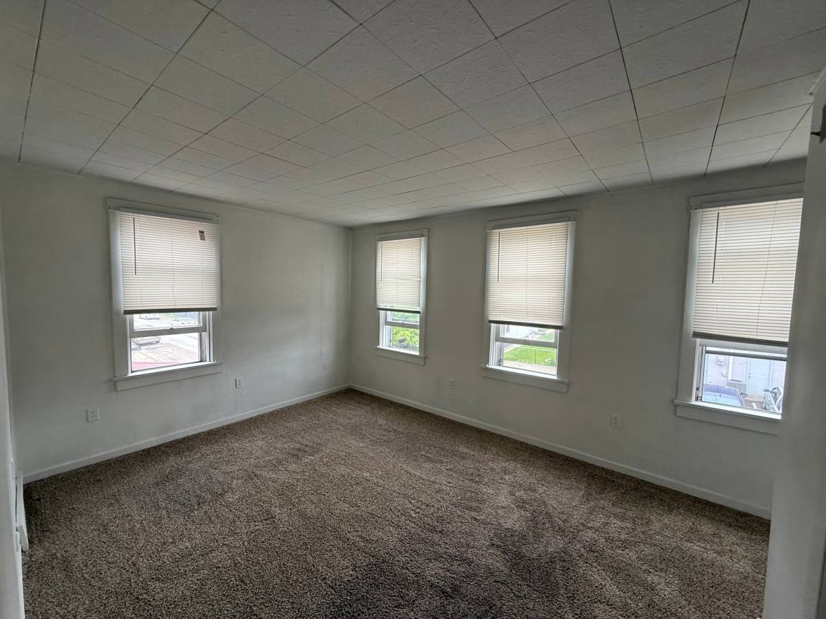 Apartment for rent at 1807 4th Ave #2, New Kensington, PA 15068