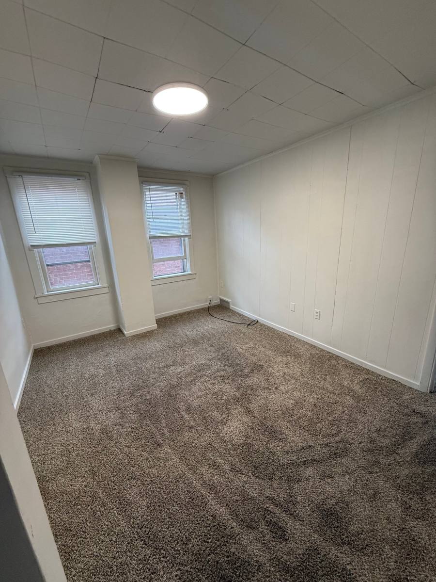 Apartment for rent at 1807 4th Ave #2, New Kensington, PA 15068
