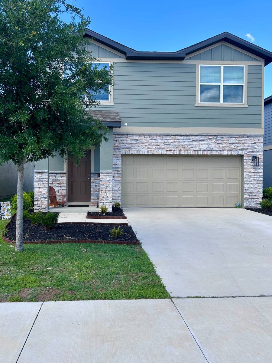 House for rent at 8752 Sportsman Loop, Groveland, FL 34736