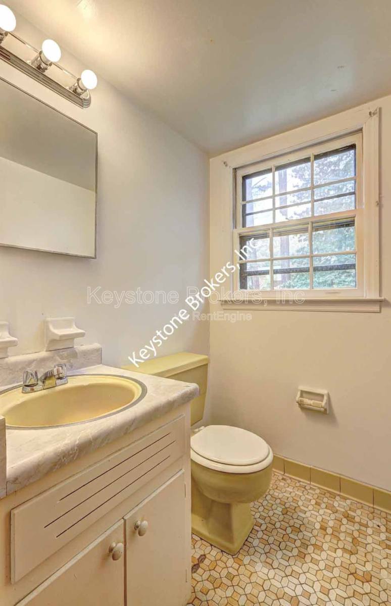 House for rent at 3635 Las Olas Dr, Atlanta, GA 30349