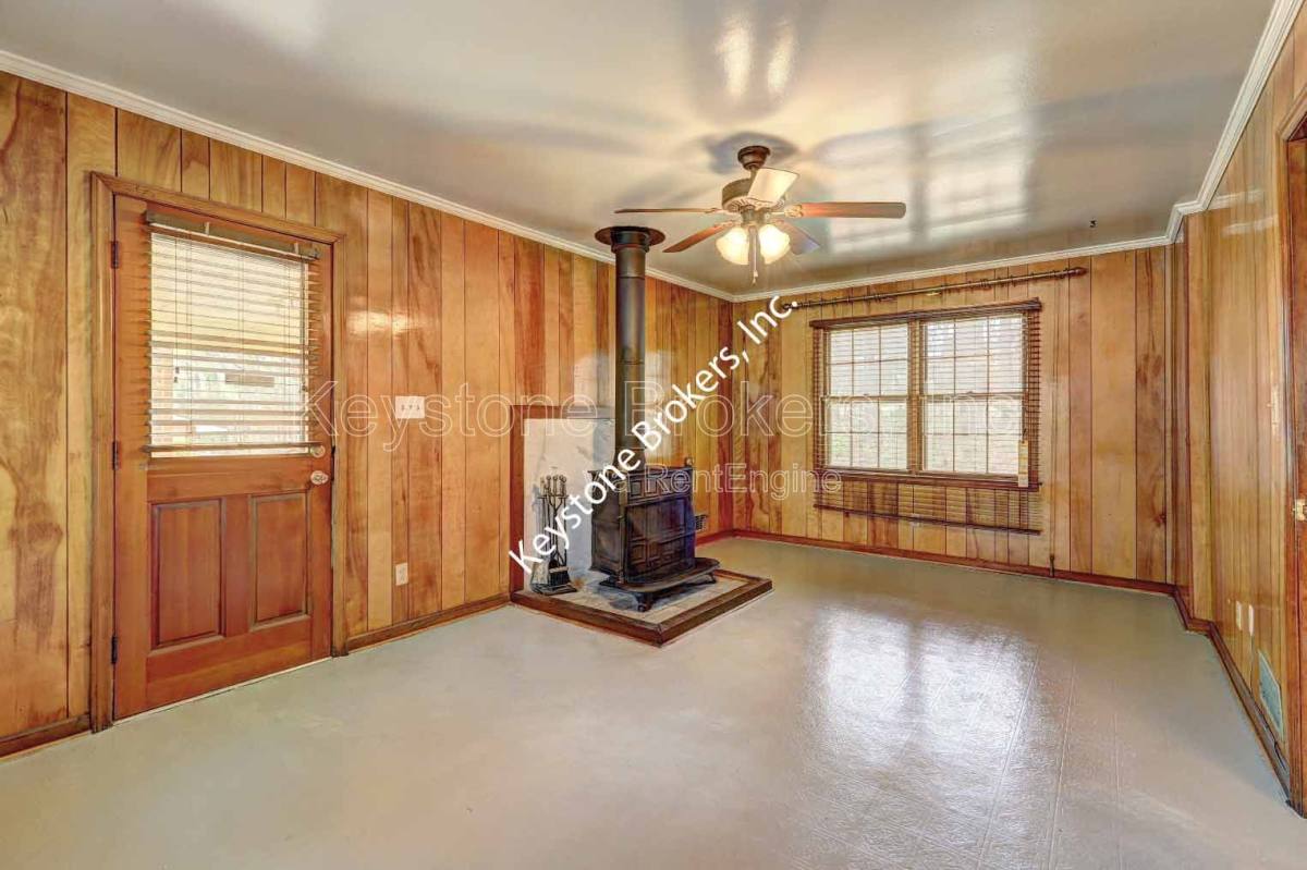 House for rent at 3635 Las Olas Dr, Atlanta, GA 30349