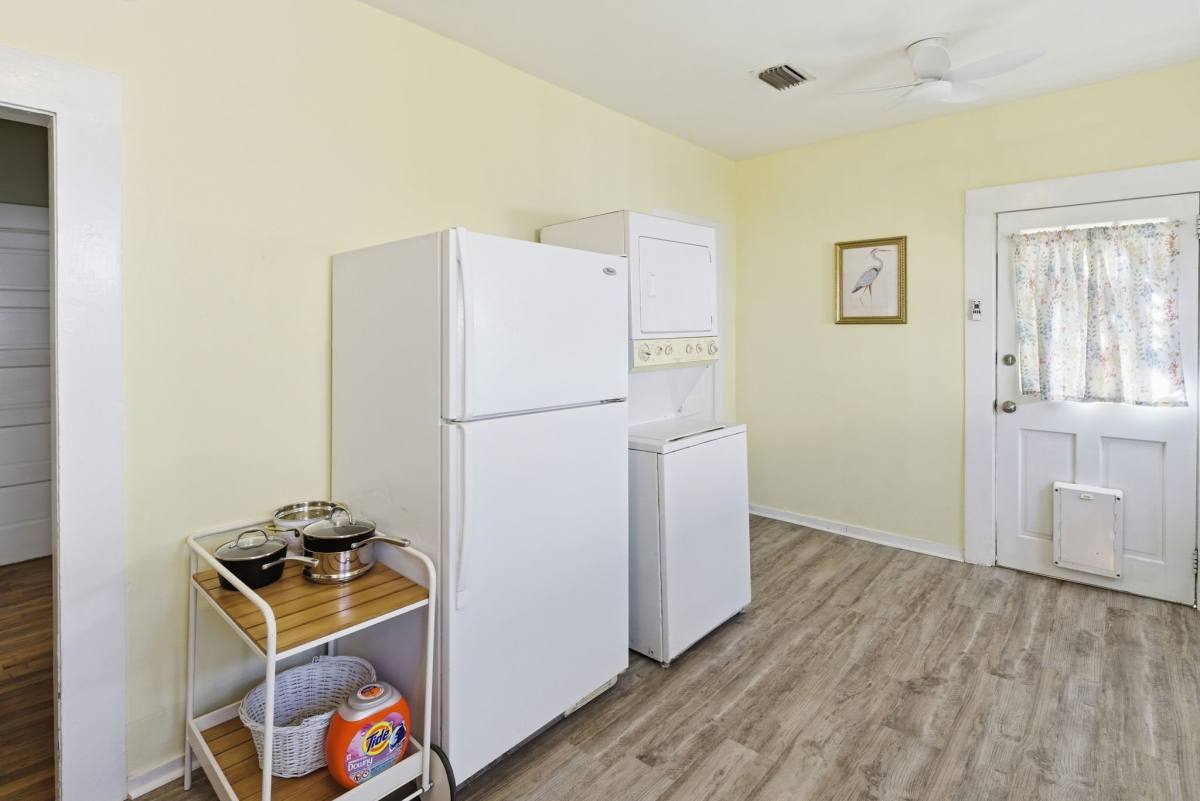 Townhouse for rent at 162 S Fulton St, Mobile, AL 36606
