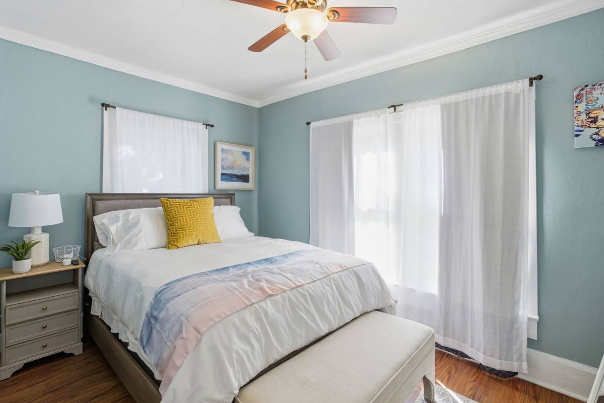 Townhouse for rent at 162 S Fulton St, Mobile, AL 36606
