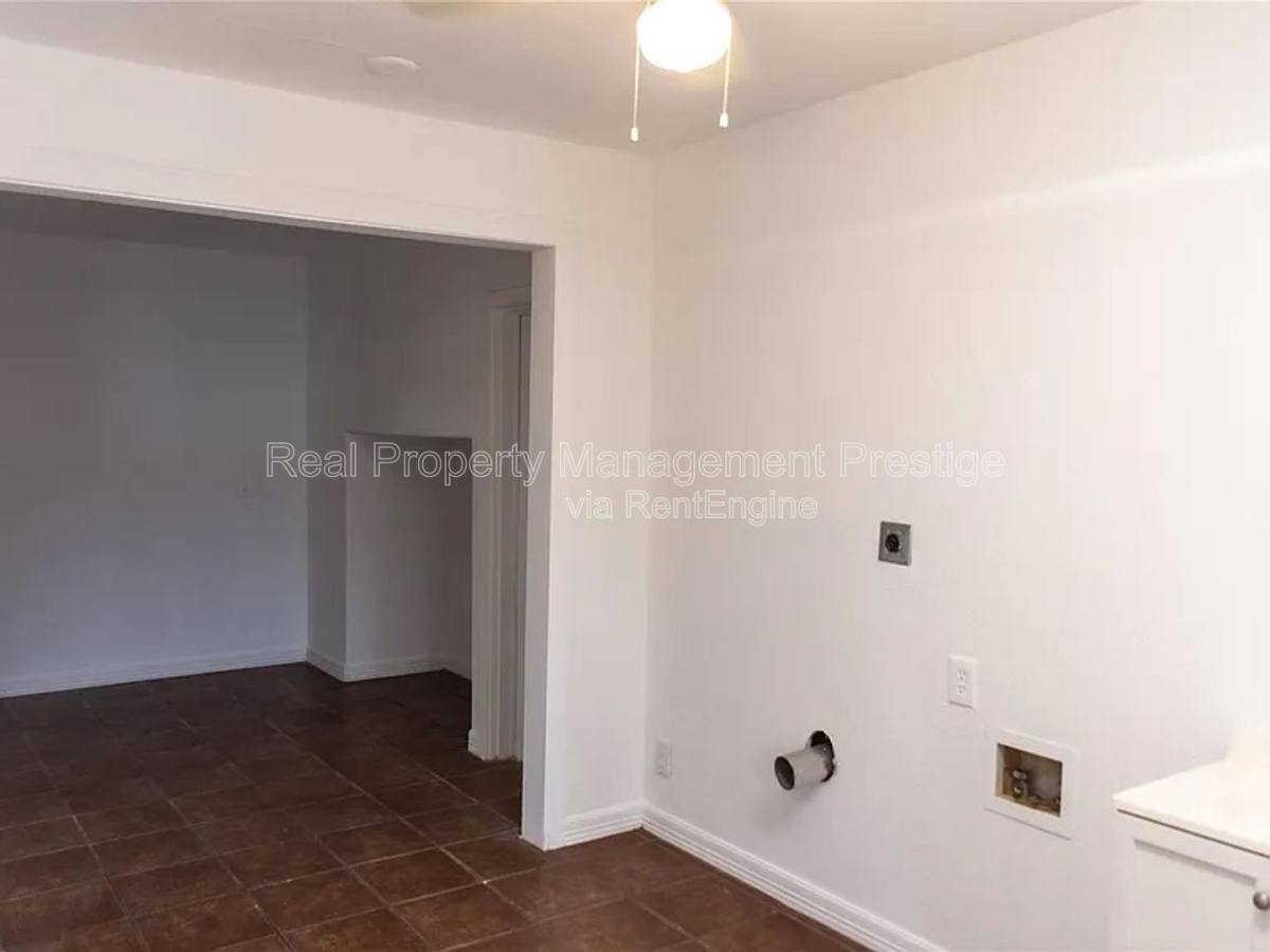 House for rent at 5311 Perry Ave, Galveston, TX 77551