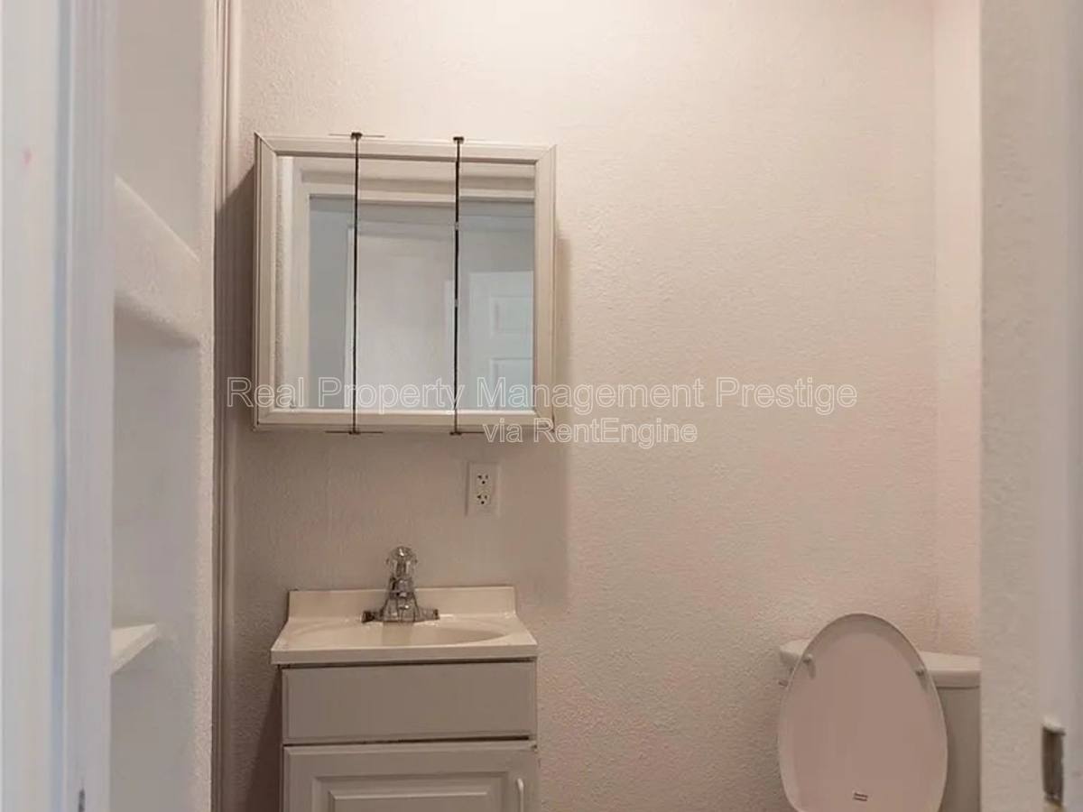 House for rent at 5311 Perry Ave, Galveston, TX 77551