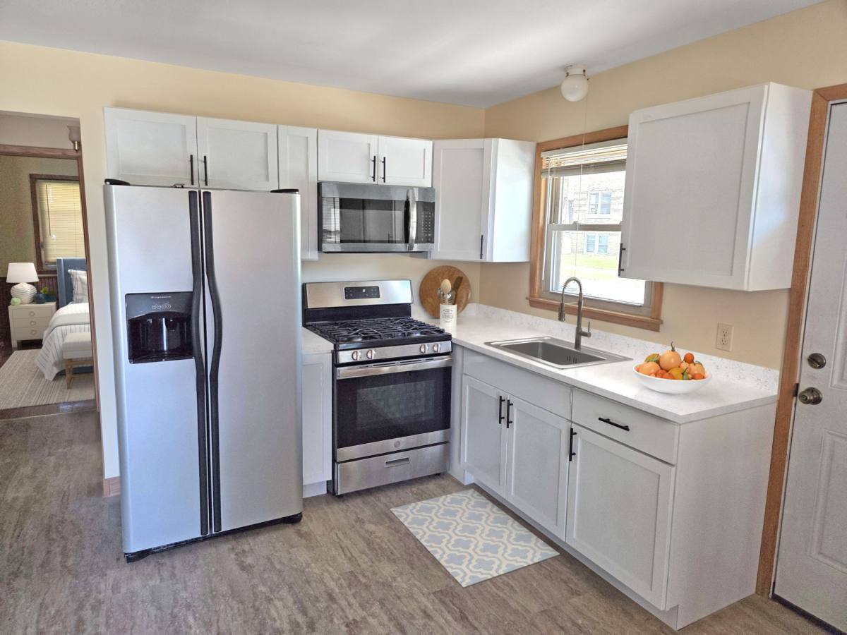 Apartment for rent at 1341 Sherburne Ave, Saint Paul, MN 55104
