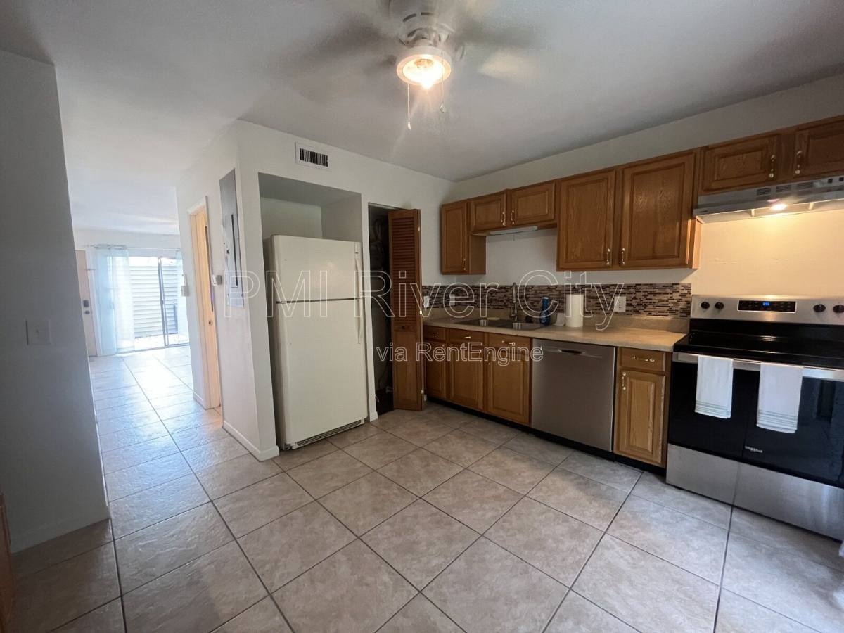 Condo for rent at 2300 Twelve Oaks Dr #F2, Orange Park, FL 32065