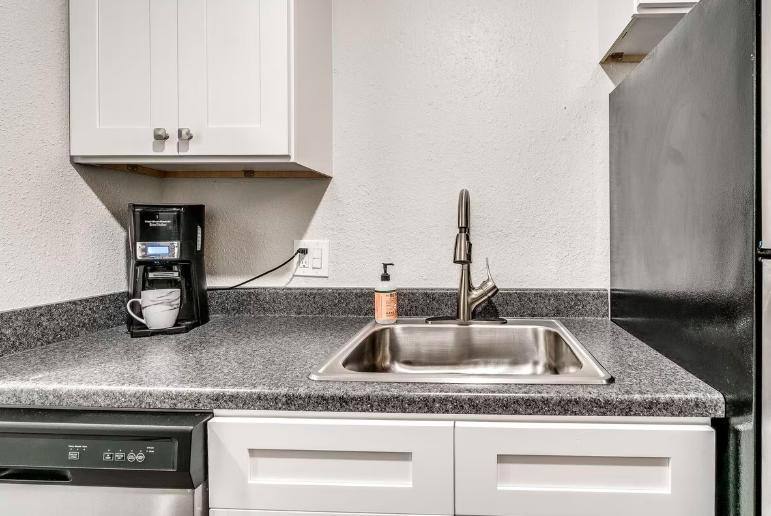 Apartment for rent at City Heights North, 8501 Candlewood Dr, Oklahoma City, OK 73132