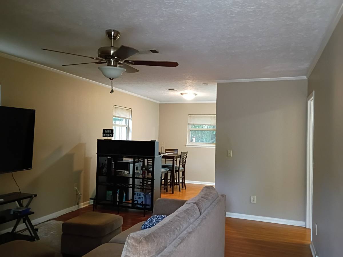 Townhouse for rent at 902 E Magnolia Ave, Auburn, AL 36830
