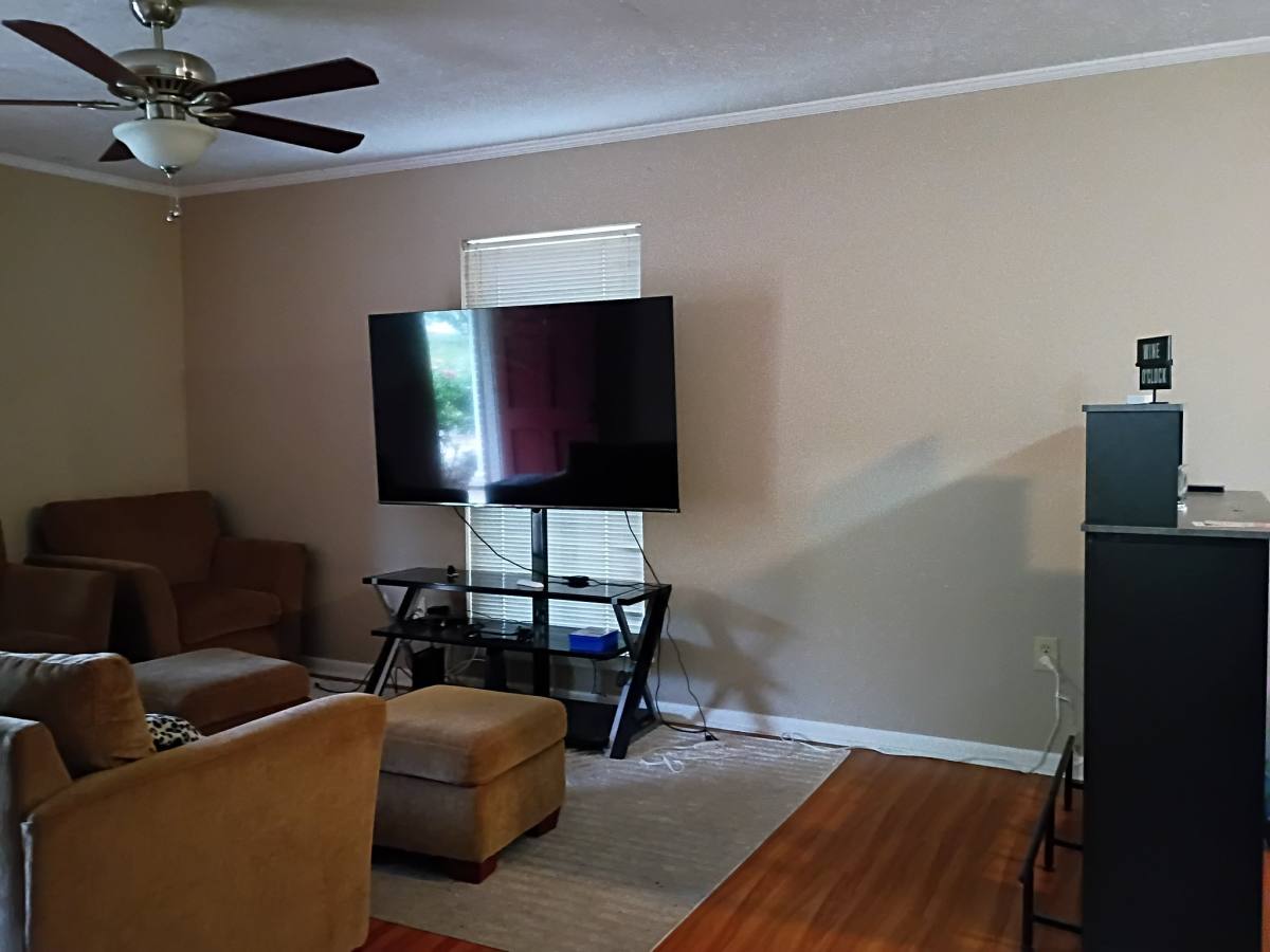 Townhouse for rent at 902 E Magnolia Ave, Auburn, AL 36830