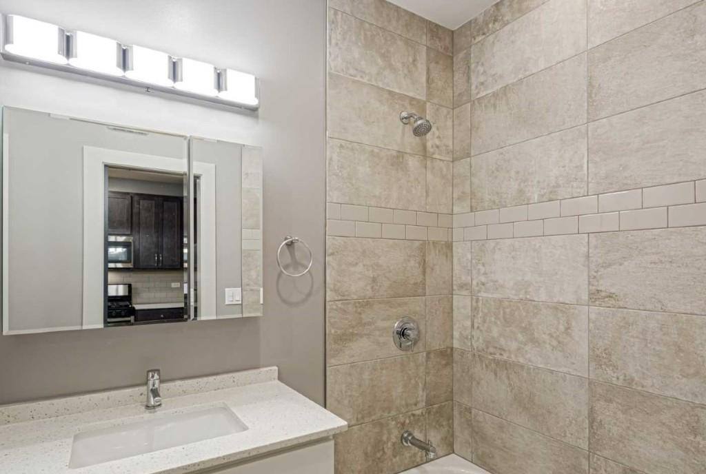 Apartment for rent at 4600 N Clarendon Ave, Chicago, IL 60640