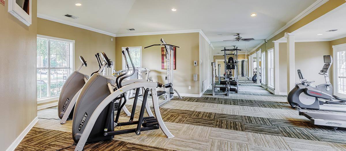 Apartment for rent at 2300 Grayson Dr, Grapevine, TX 76051