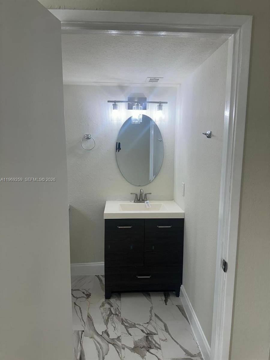 Apartment for rent at 1463 Lake Crystal Dr, West Palm Beach, FL 33411
