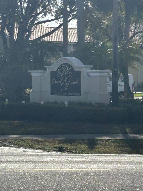 Apartment for rent at 1463 Lake Crystal Dr, West Palm Beach, FL 33411