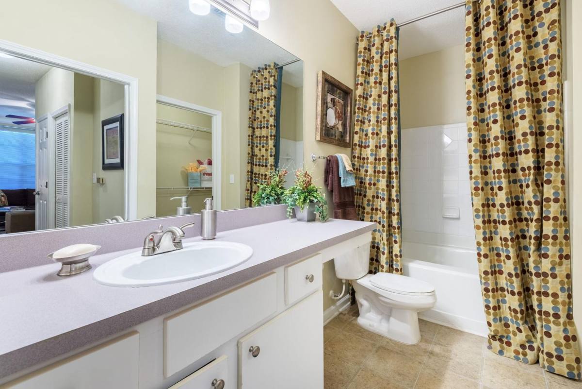 Apartment for rent at 13085 Morris Rd, Alpharetta, GA 30004