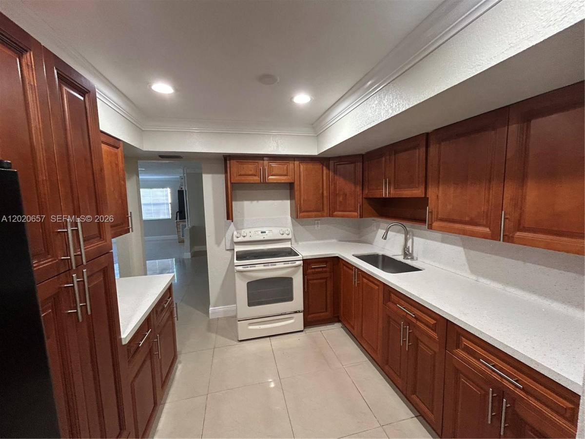House for rent at 6701 SW 7th Place, Pompano Beach, FL 33068