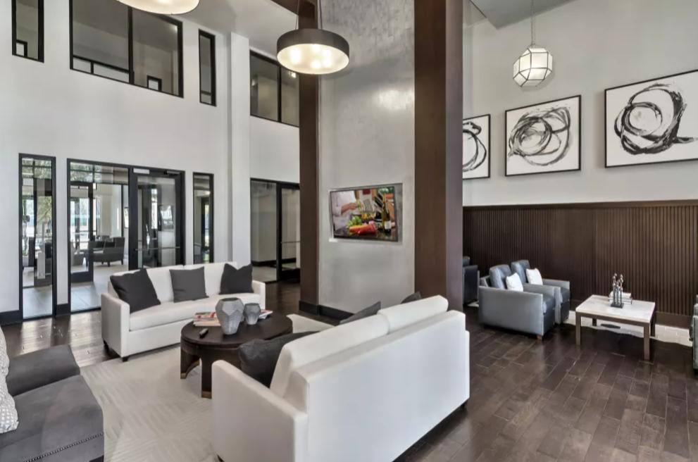 Apartment for rent at 910 Deerfield Crossing Dr, Alpharetta, GA 30004