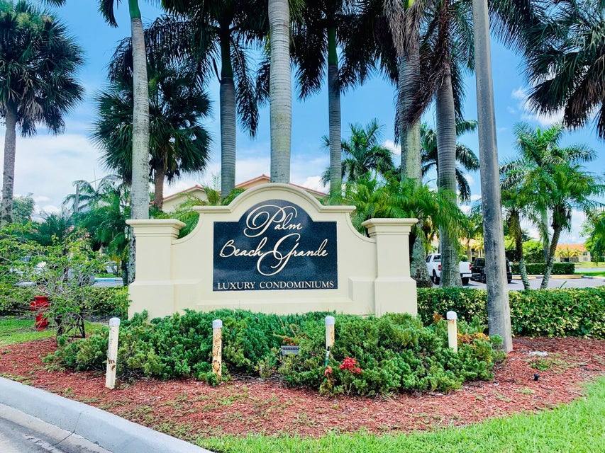 Apartment for rent at 1566 Lake Crystal Dr, West Palm Beach, FL 33411