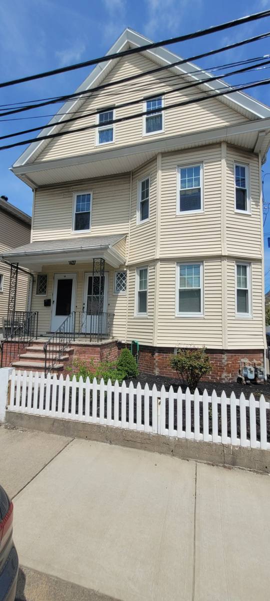 Apartment for rent at 1 Eliot St #1, Wakefield, MA 01880