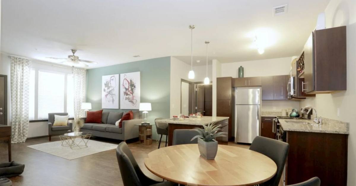Apartment for rent at 350 Gyorr Ave, South Elgin, IL 60177