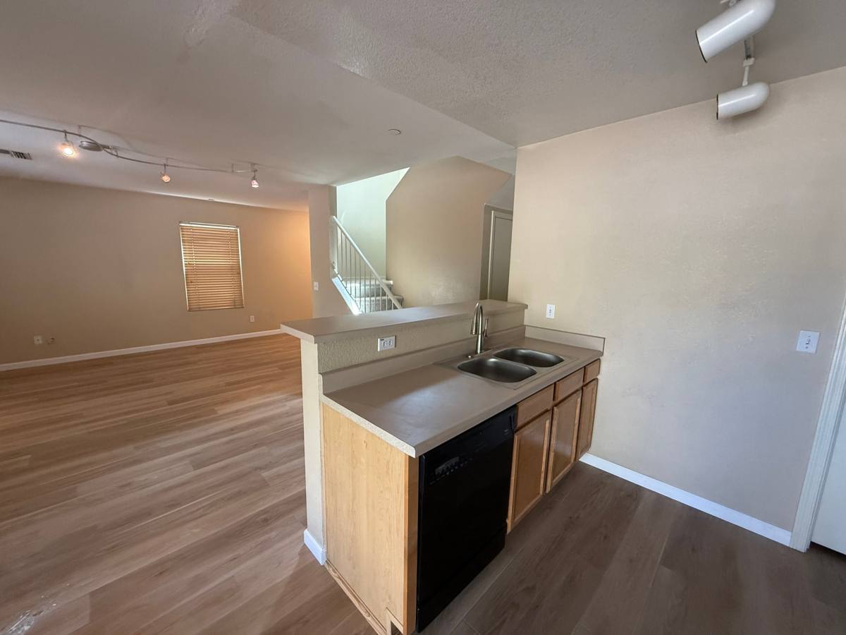 House for rent at 8452 N Avd De La Bellota, Tucson, AZ 85742