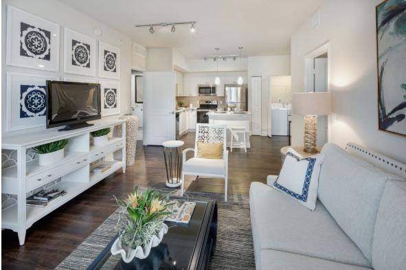 Apartment for rent at 6901 W Sunrise Blvd, Fort Lauderdale, FL 33313