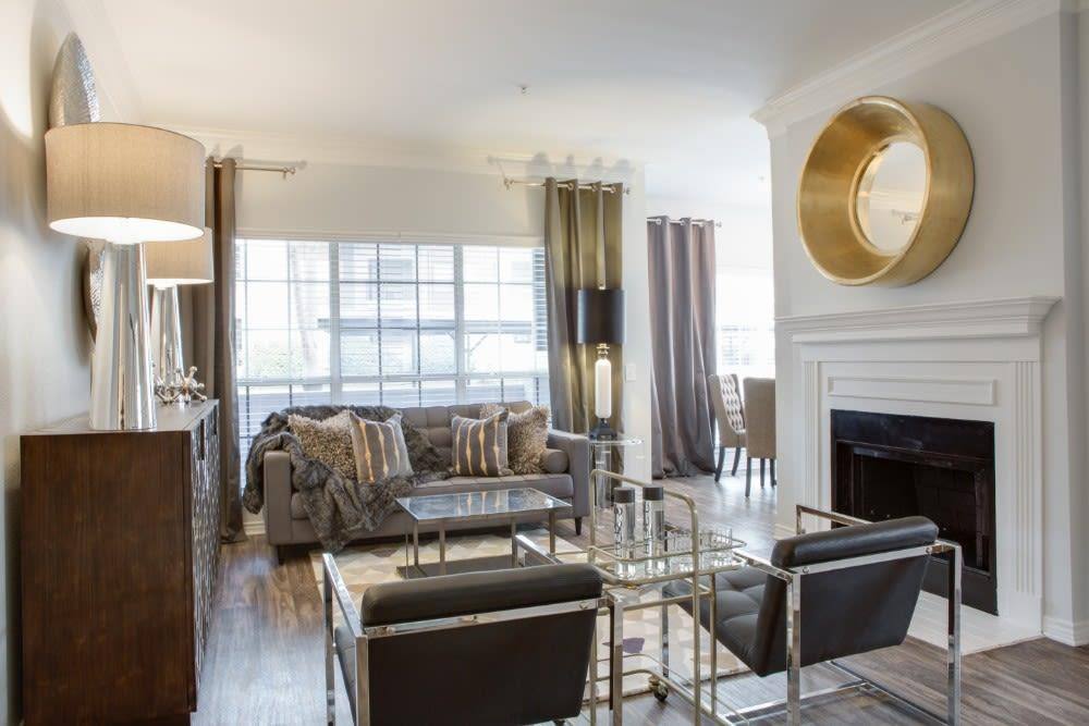 Apartment for rent at The Palmer at Las Colinas Apartment Homes, 2940 W Royal Lane, Irving, TX 75063